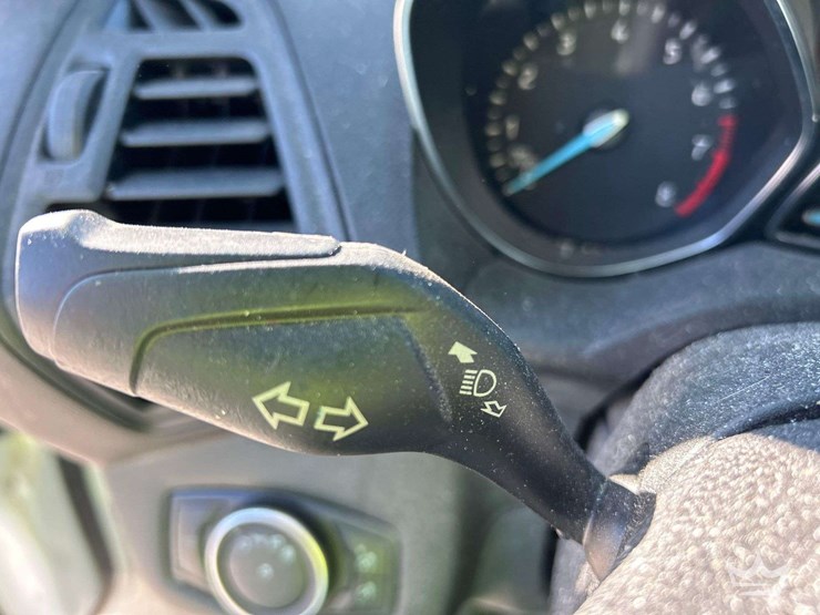 2017-ford-escape-image-14