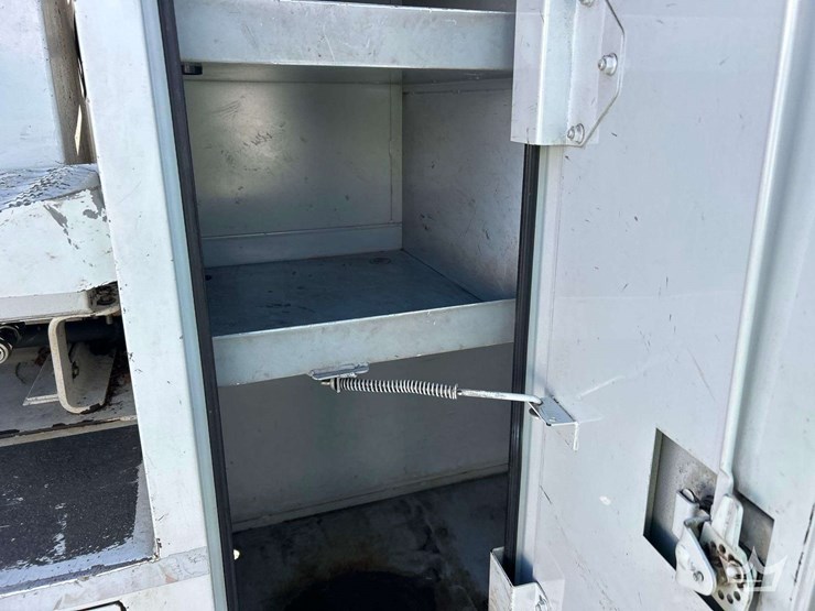 2008-international-durastar-4300-image-25