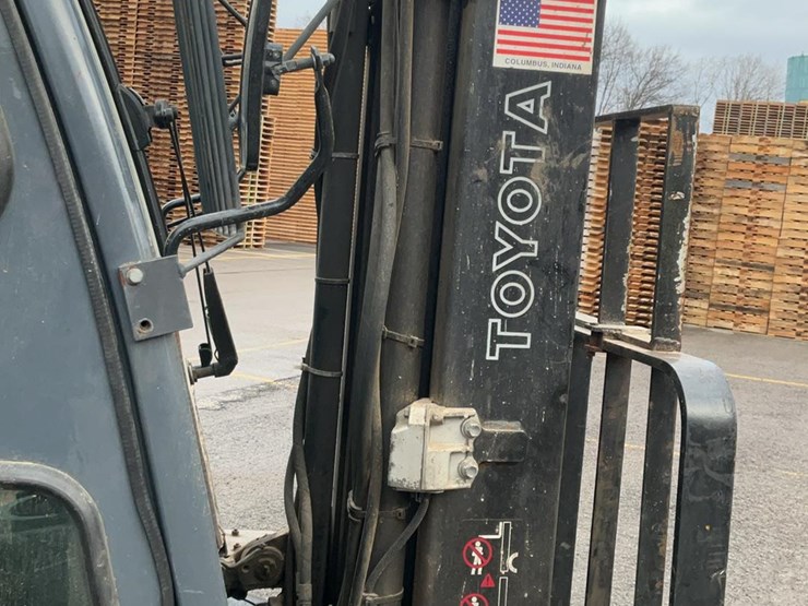 2018-toyota-8fdu25-image-43