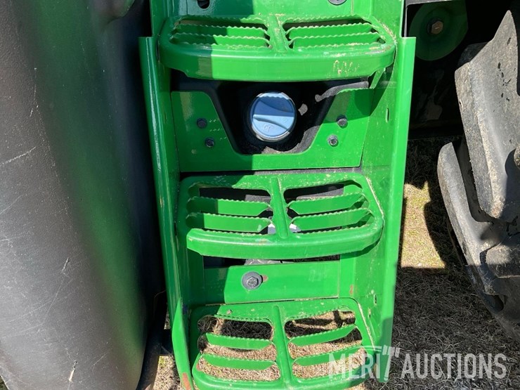 2021-john-deere-6120m-image-17