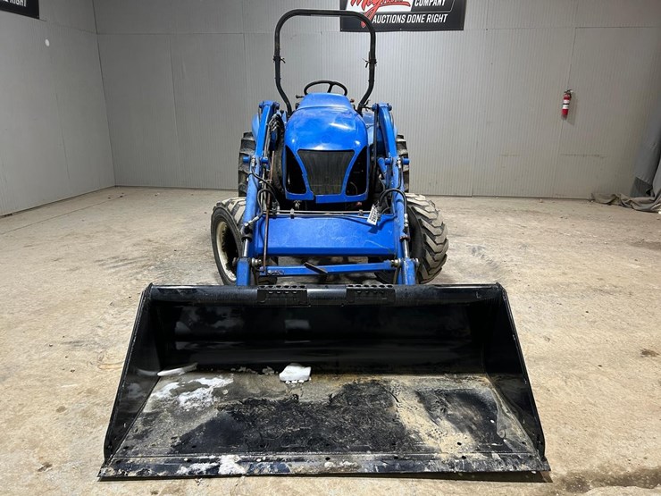 new-holland-tc35-image-6