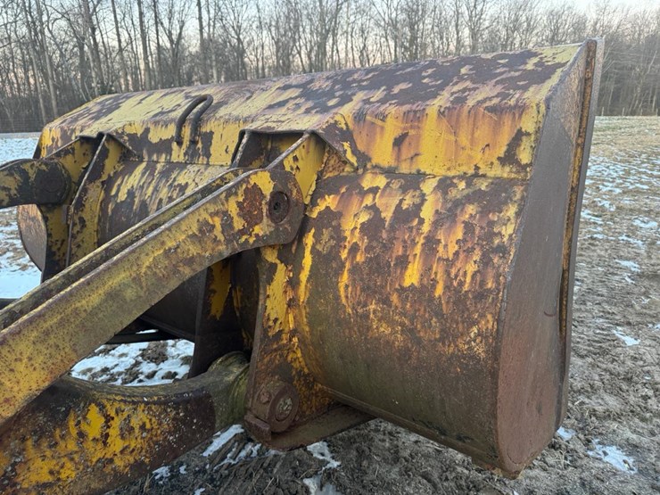 1968-international-175b-image-30