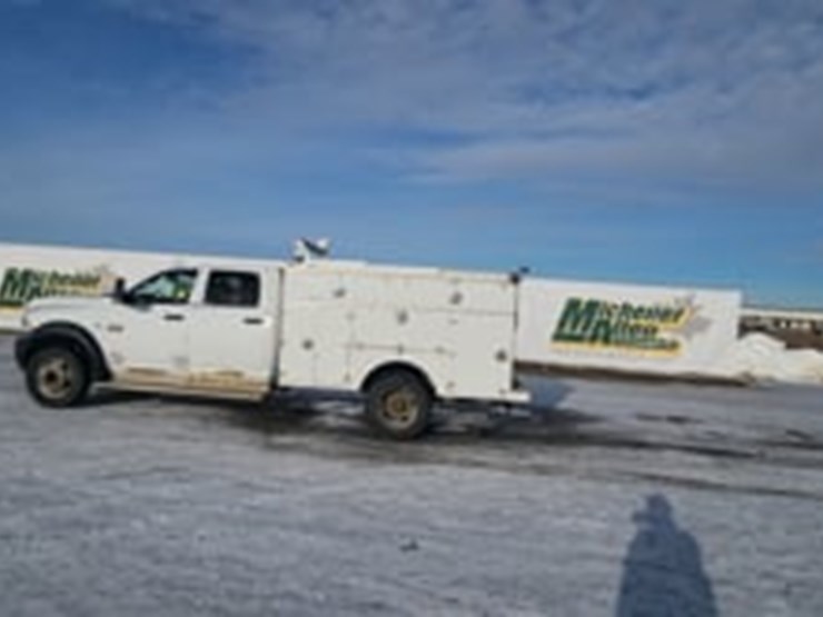 2012-ram-5500-4x4-s/a-service-truck-image-5