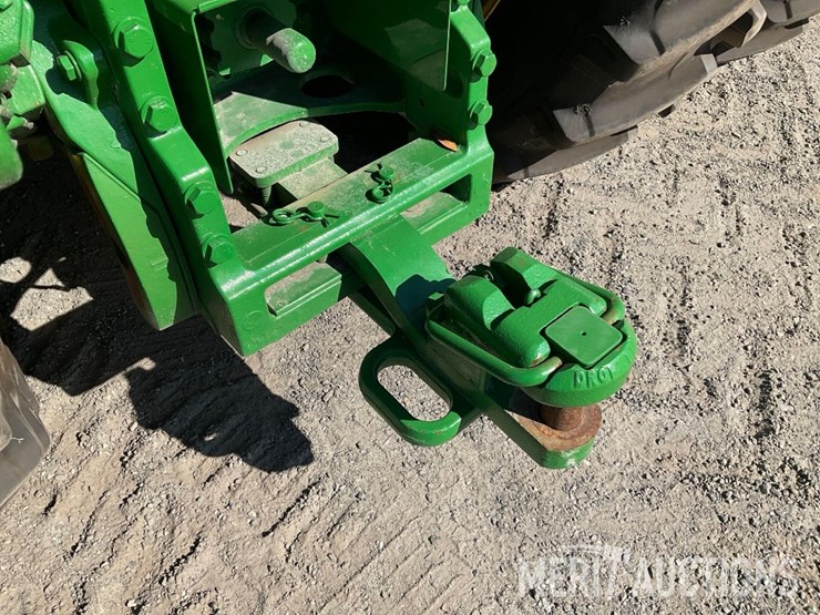 2023-john-deere-8r-370-image-22