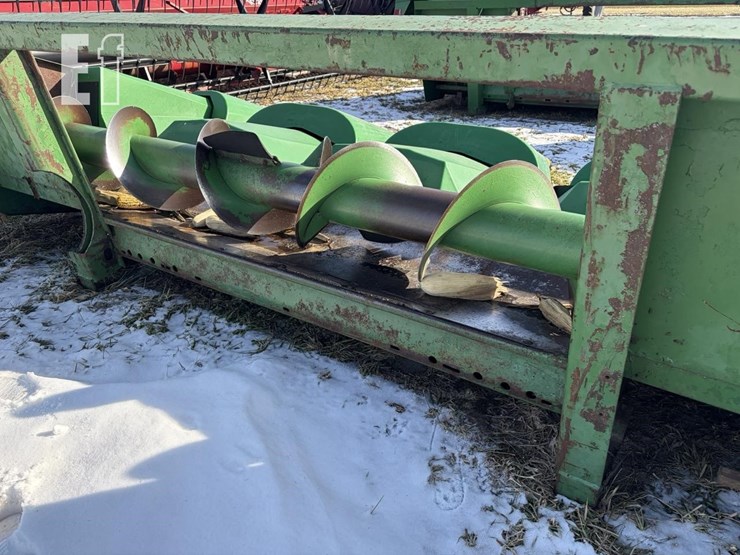 john-deere-444-image-5