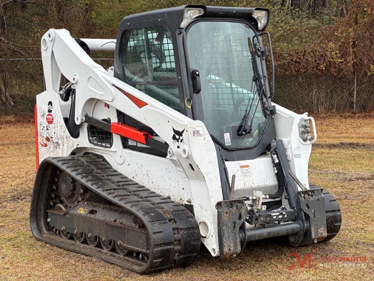 2023-bobcat-t770-image-22