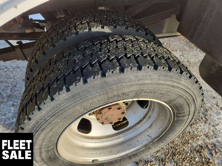 2015-ram-5500-4x4-s/a-service-truck-image-11