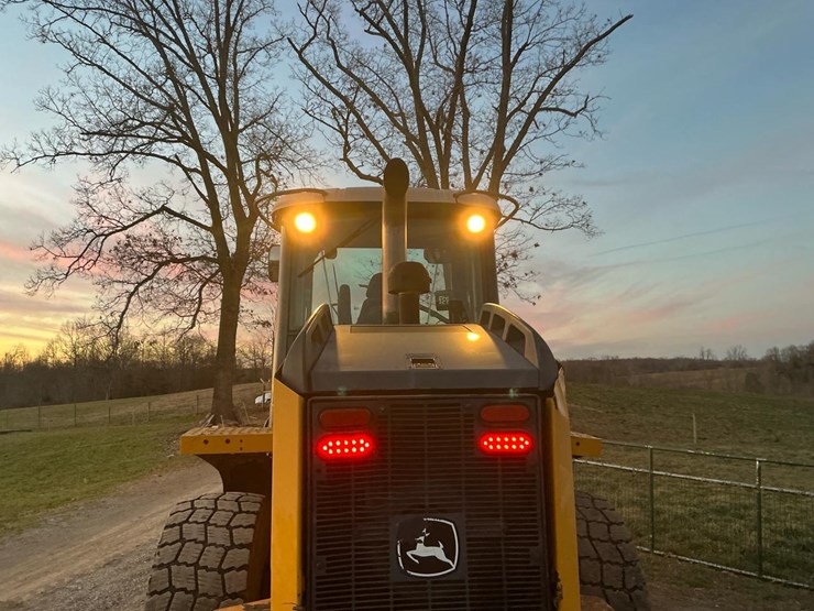 2009-deere-544k-image-52