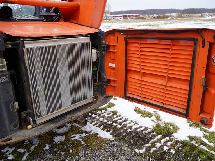 2016-kubota-svl95-2s-image-37