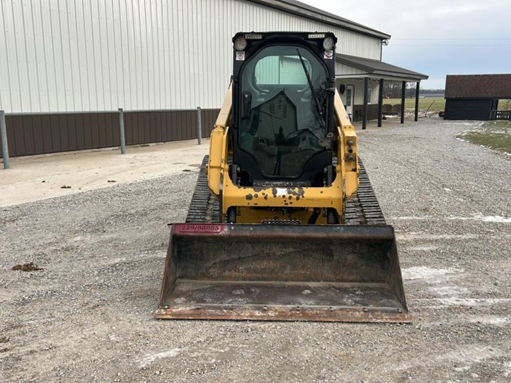 2019-caterpillar-249d-image-9