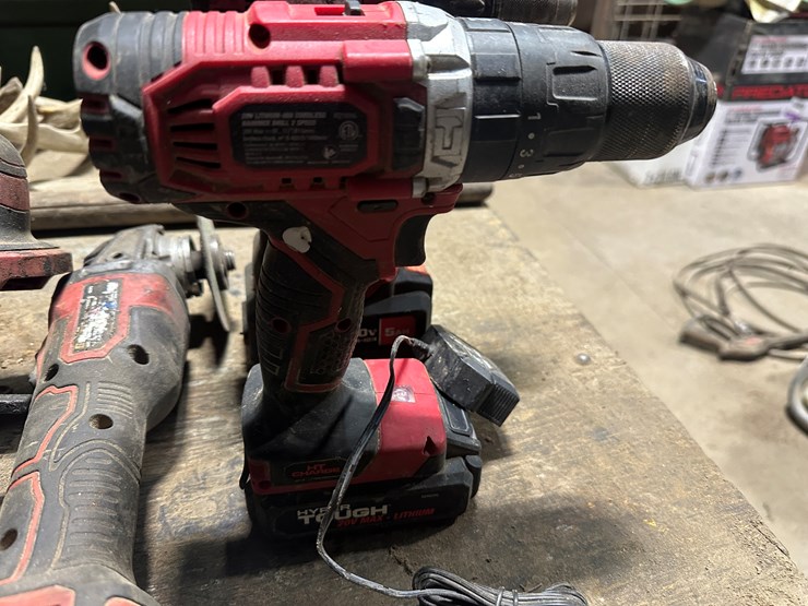 #38484-•-bauer-saw,-drills,-grinder,-&-batteries-image-6