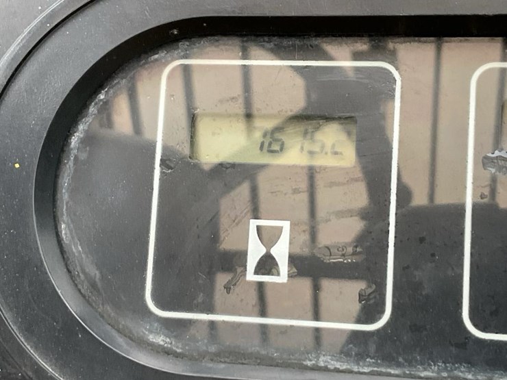 2003-yale-glp050rg-image-21