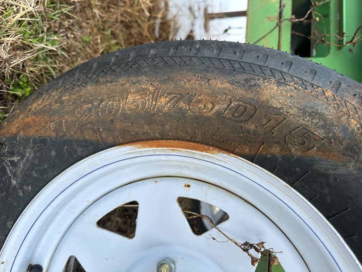 john-deere-4045t-image-5