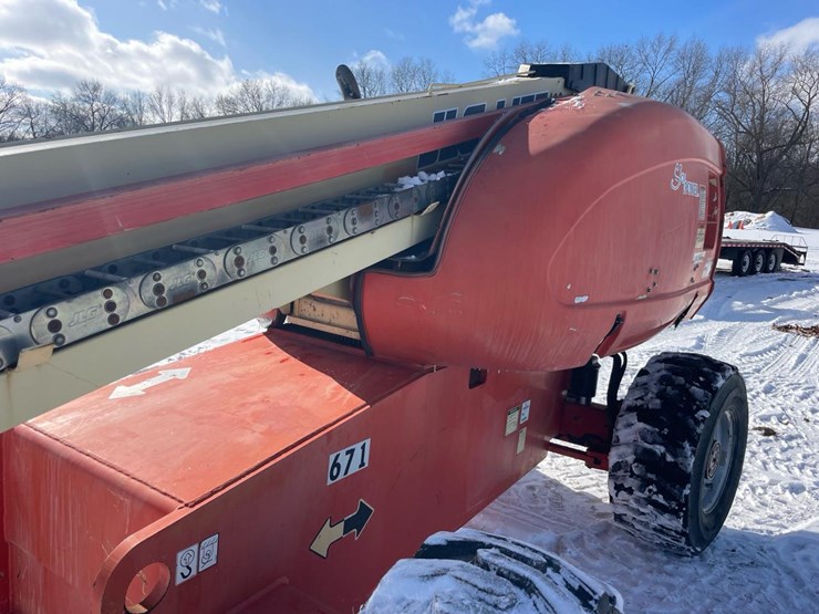 2008-jlg-600s-image-16