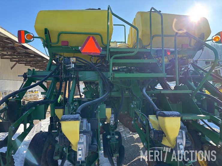 2006-john-deere-1790-image-23