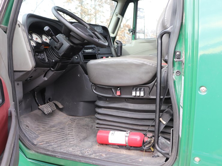 2014-international-prostar-image-14