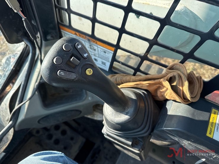 2019-bobcat-t770-image-15