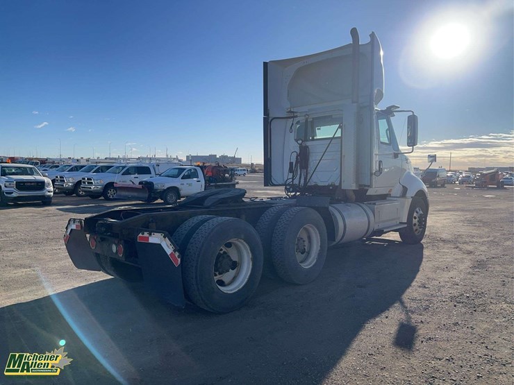 2017-international-prostar-image-4