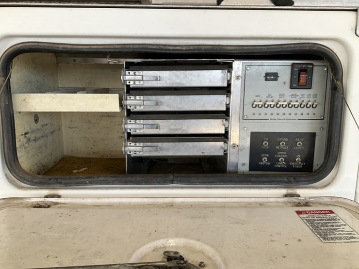 2006-ford-f450-image-9