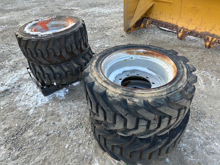 lot-of-tires-image-4