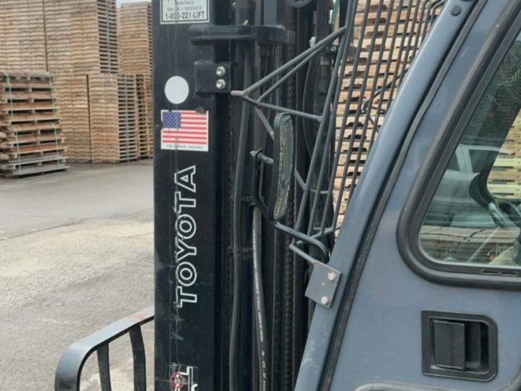 2018-toyota-8fdu25-image-33