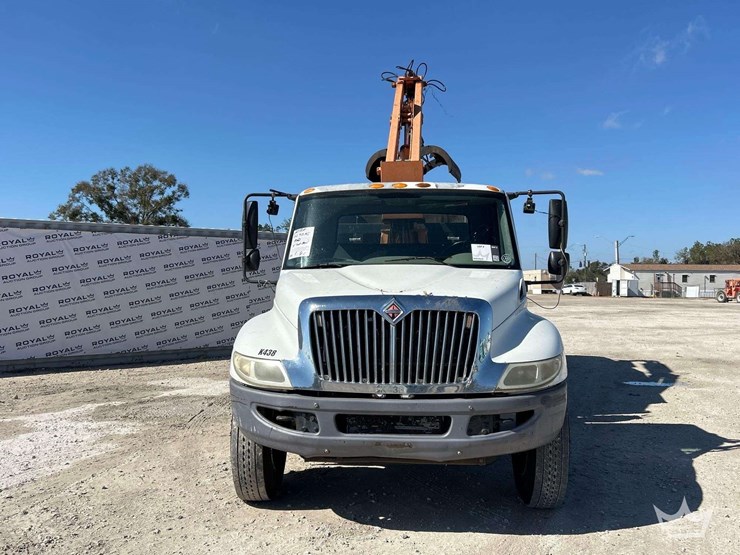 2013-international-durastar-4300-image-41