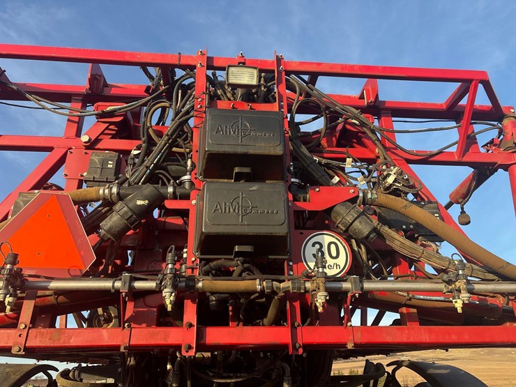 2013-case-ih-4430-patriot-sprayer-image-16