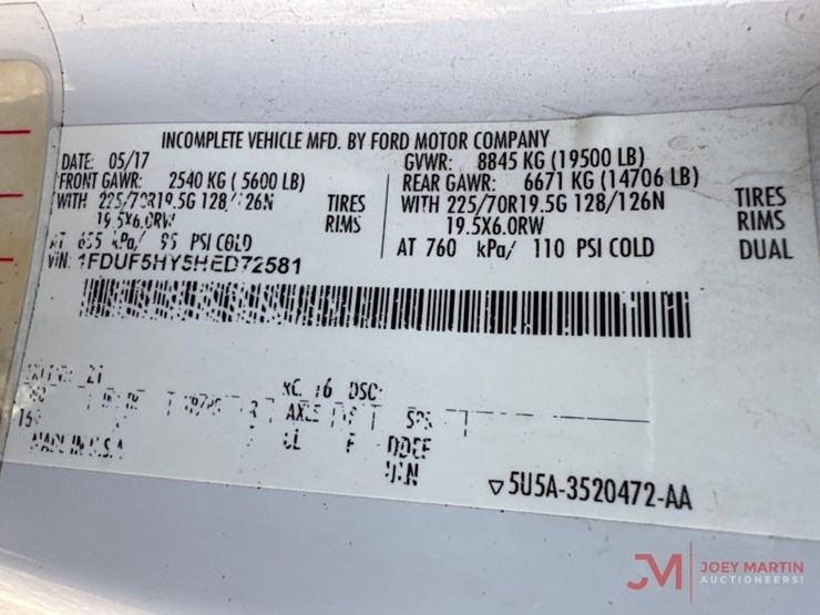 2017-ford-f550-xl-image-36