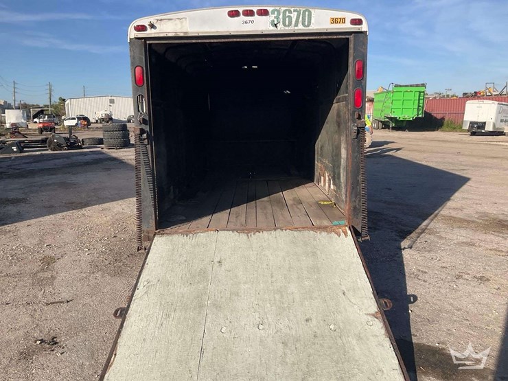 2002-sun-coast-trailers-t/a-enclosed-trailer-image-5