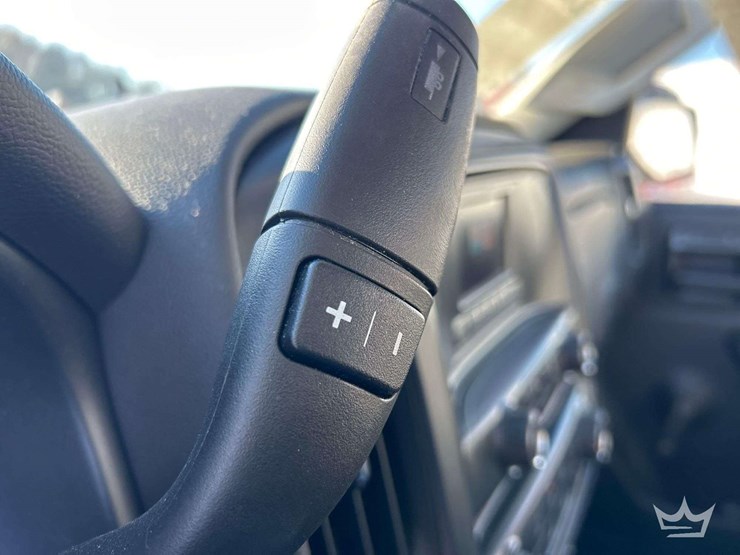 2016-chevrolet-silverado-1500-image-13