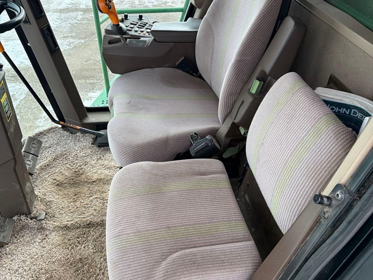 2004-john-deere-9860-sts-image-11