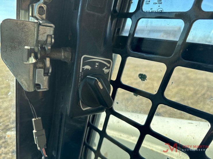 2019-bobcat-t770-image-17