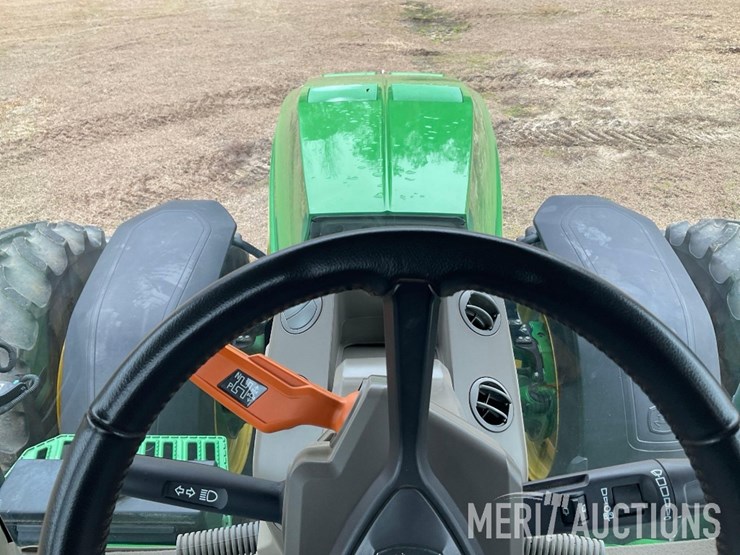 2023-john-deere-8r-370-image-58