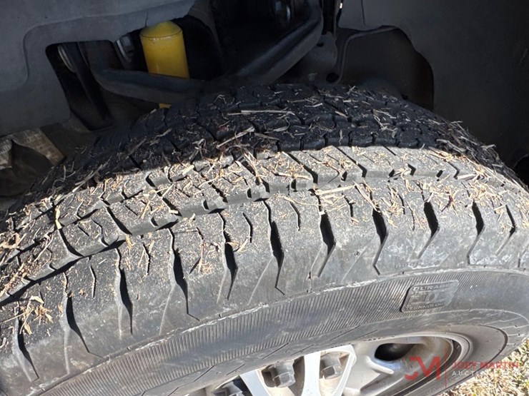 2013-chevrolet-2500-image-16