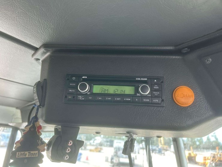 2014-autocar-xpeditor-image-34