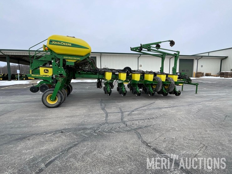 2012-john-deere-1770nt-ccs-image-6
