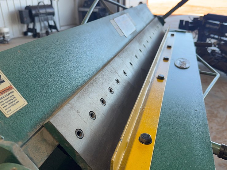 2013-grizzly-metal-brake-image-9