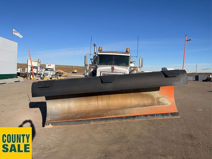 2019-kenworth-t800-image-9