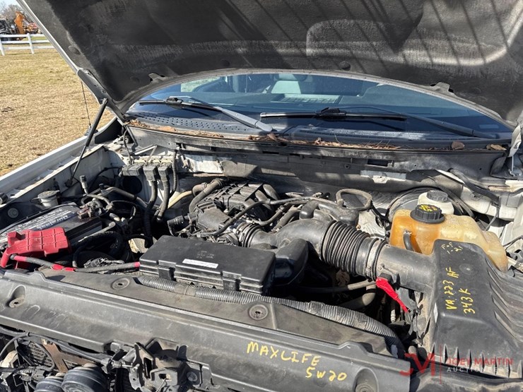 2013-ford-f150-xlt-image-12