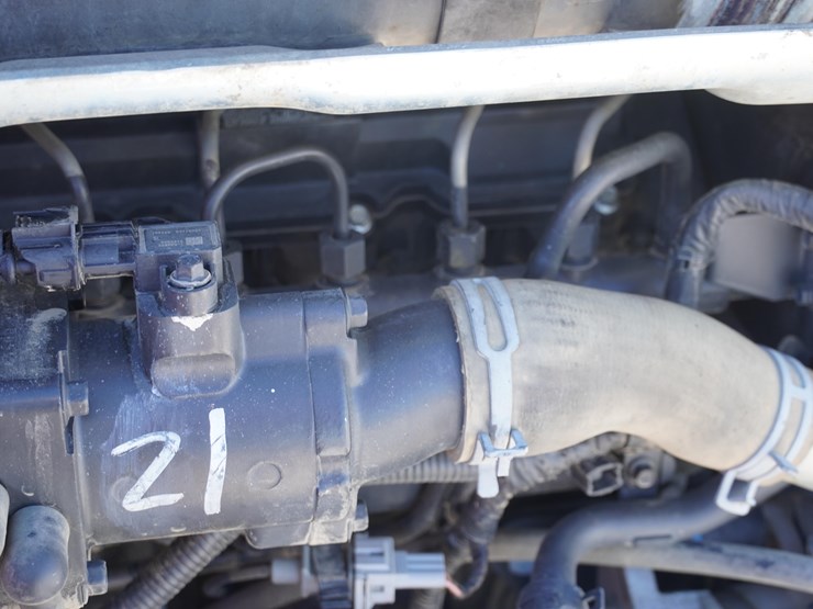 2019-bobcat-t770-image-43