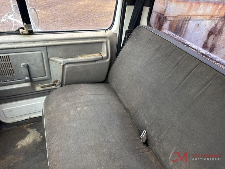 1998-ford-f-series-service-truck-image-28