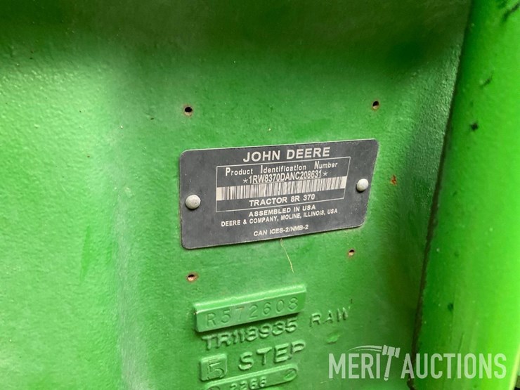 2023-john-deere-8r-370-image-68