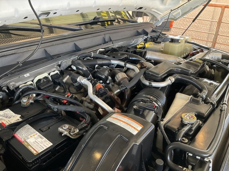 2014-ford-f550-image-16