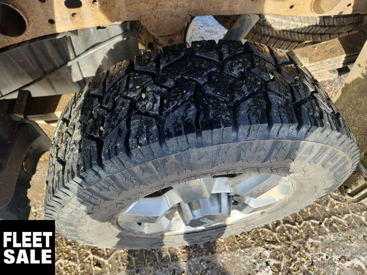 2019-gmc-sierra-2500hd-image-30