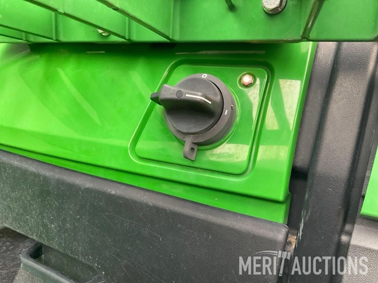 2023-john-deere-8r-370-image-49