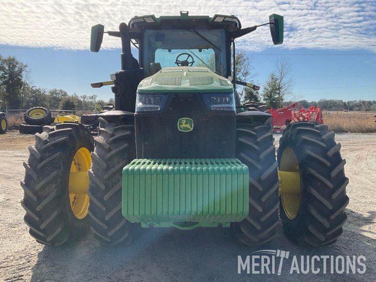 2023-john-deere-8r-370-image-8
