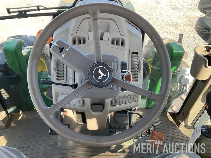 2023-john-deere-6120m-image-42
