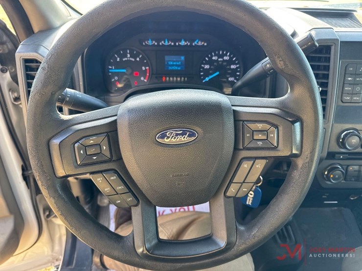 2017-ford-f550-xl-image-33