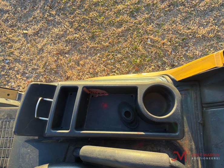 caterpillar-2c6000-image-12