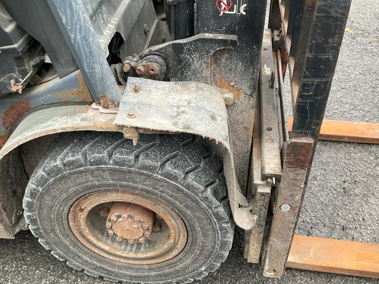 2018-toyota-8fdu25-image-42